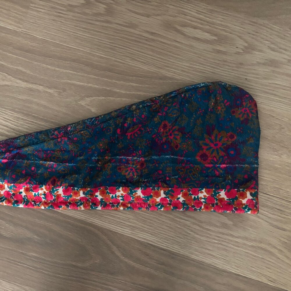 Natural Life Microfiber Hair Towel Wrap - Teal Flower Pattern New without Tags